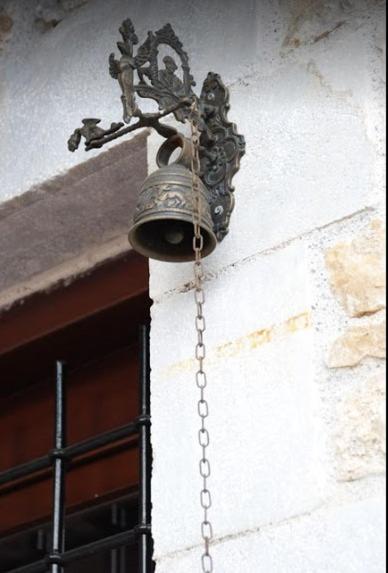 Ξενωνασ Σελινουντα Hotel Kosmas Exterior photo