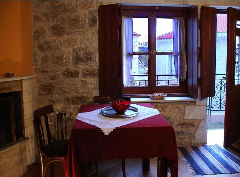 Ξενωνασ Σελινουντα Hotel Kosmas Exterior photo